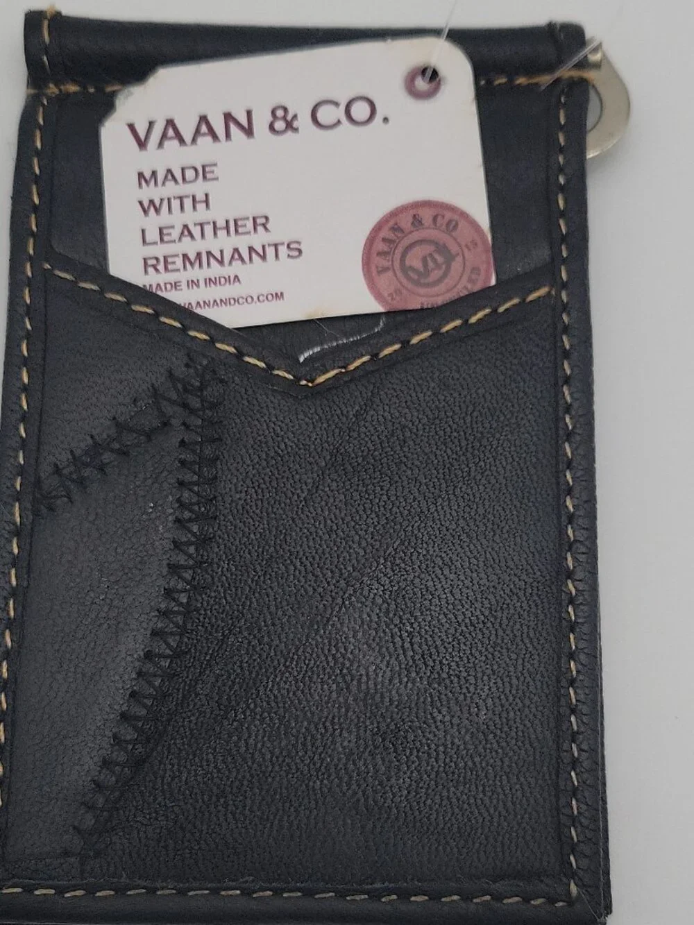 VAAN & CO. Black Bifold Men's Wallet with ID Window, Card Slots, Money Clip